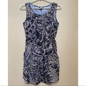 Medium UNIT Dress With Pockets